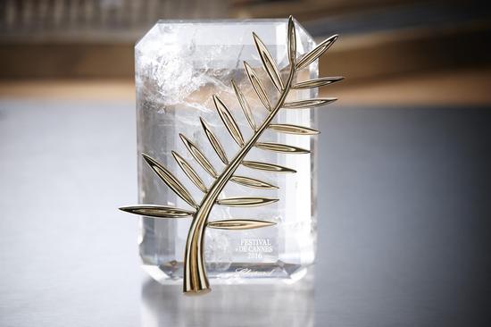 比拟珠宝的奖杯 揭秘纯金戛纳金棕榈奖杯