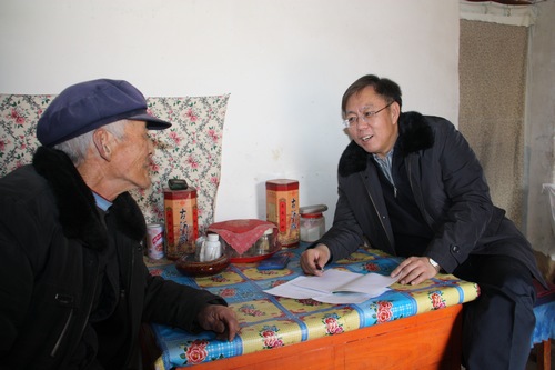 周学海前往榆中县水岔沟村展开帮扶_中国兰州网