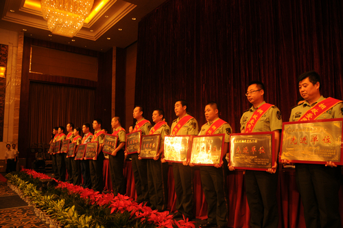 城关区今日举行庆"八一"暨双拥模范区创建表彰大会