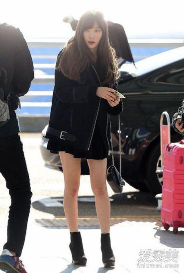 中国兰州网 文娱 时尚 正文 身材娇小又纤细的太妍身高只有158公分,跟