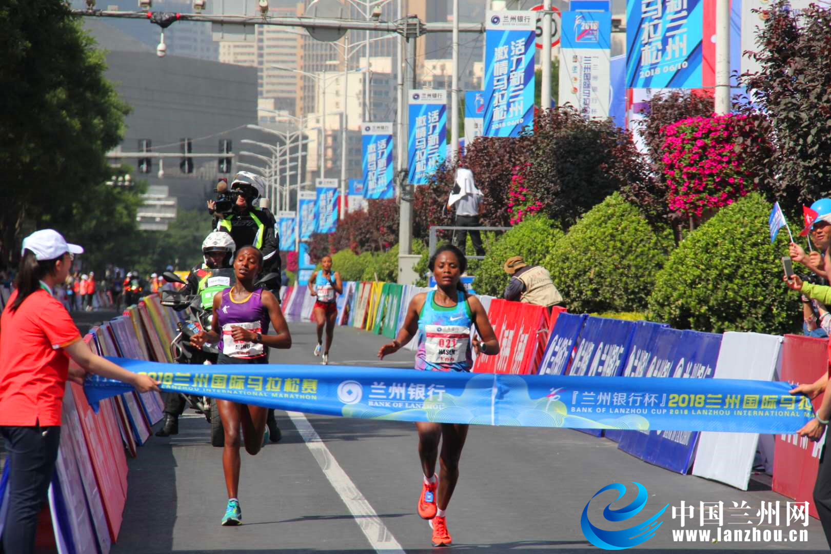 四万健儿逐梦金城 2018兰州国际马拉松赛激情开跑