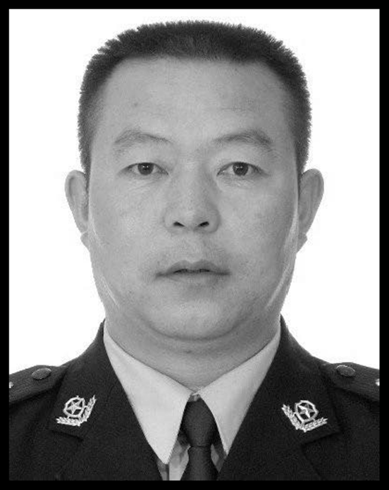 刘润庆警官遗像