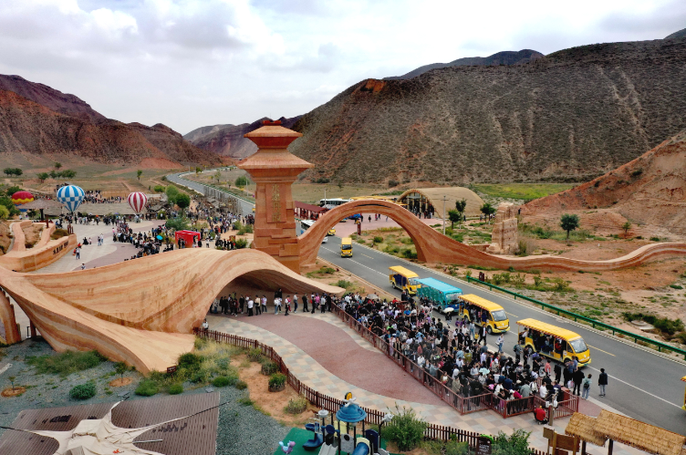 清明假期,兰州市共接待游客109.271万人次 _中国兰州网