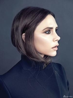 贝嫂时尚大片展凌厉美