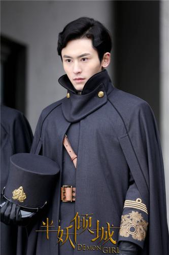 任海曜执导,于正担任编剧,艺术总监,张哲瀚,李一桐领衔主演的年度民国